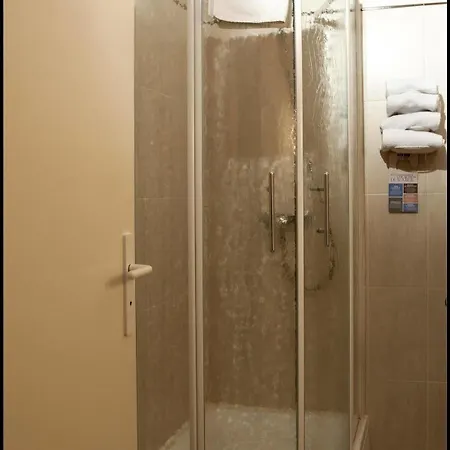 Hotel The Originals City, L'hippocampe, Sete
