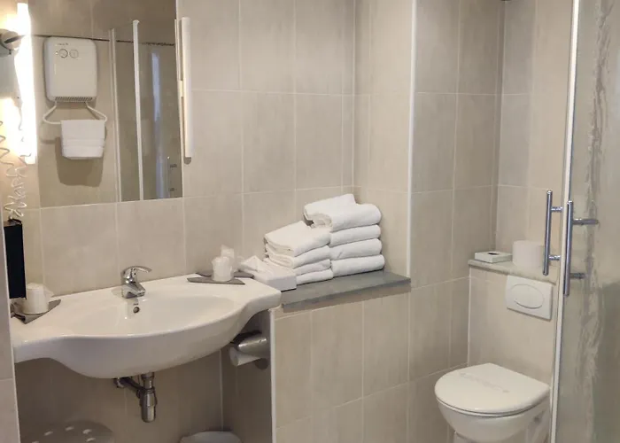 The Originals City, L'hippocampe, Sete Hotel Balaruc-le-Vieux