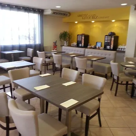 Kyriad Sète - Hotel