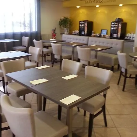 Kyriad Sète - Hotel