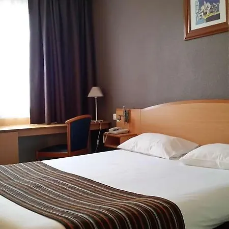 Kyriad Sète - Hotel 3*