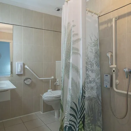 Kyriad Sète - Hotel