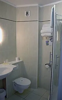 Kyriad Sète -
