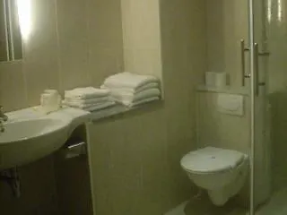 Kyriad Sète - 3*